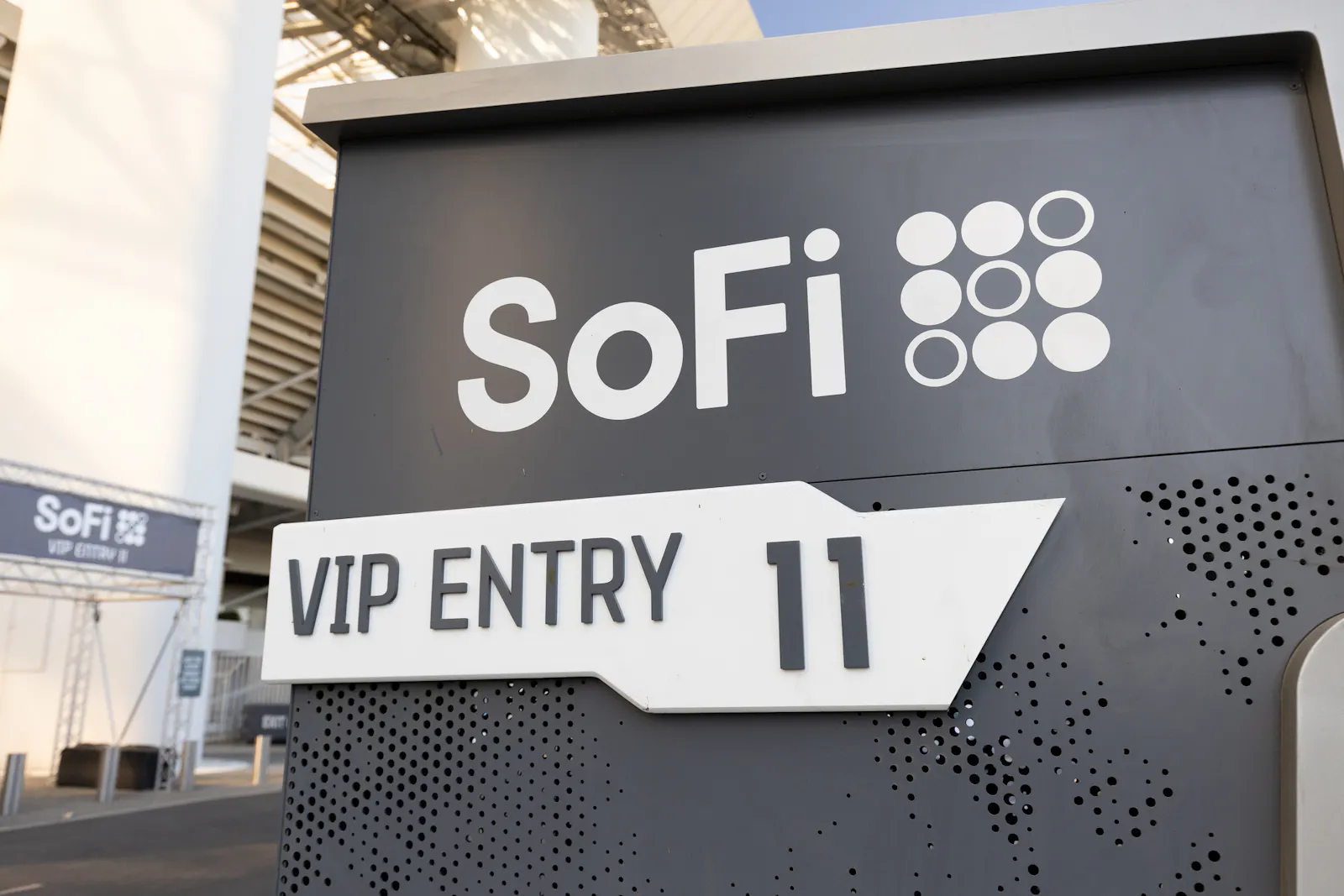 SoFi bests Wall Street’s Q4 expectations, shares rise