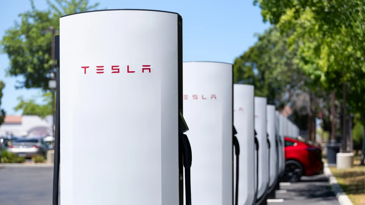 How Concerned Should Tesla Investors Be About Its Multibillion-Dollar Legal Exposure?