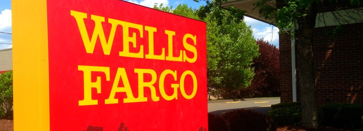 Wells Fargo & Company is favoured by institutional owners who hold 77% of the company