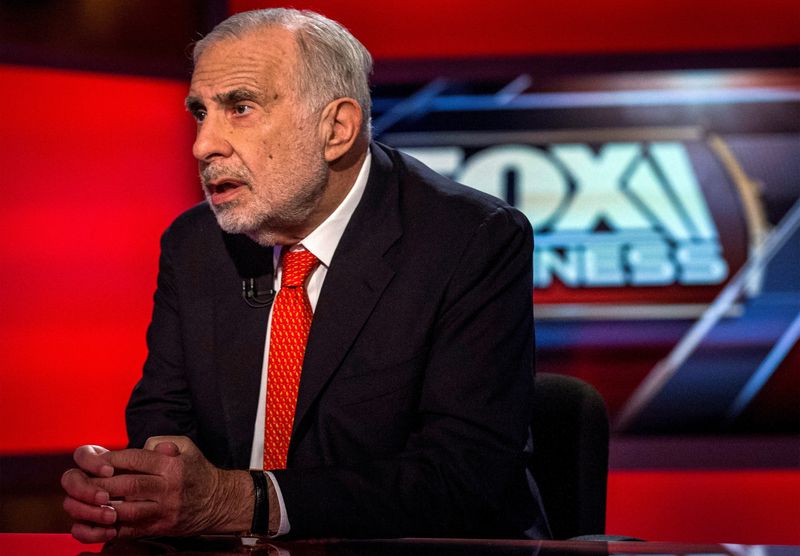 Carl Icahn's IEP slumps after old rival Ackman reignites feud - Yahoo Finance