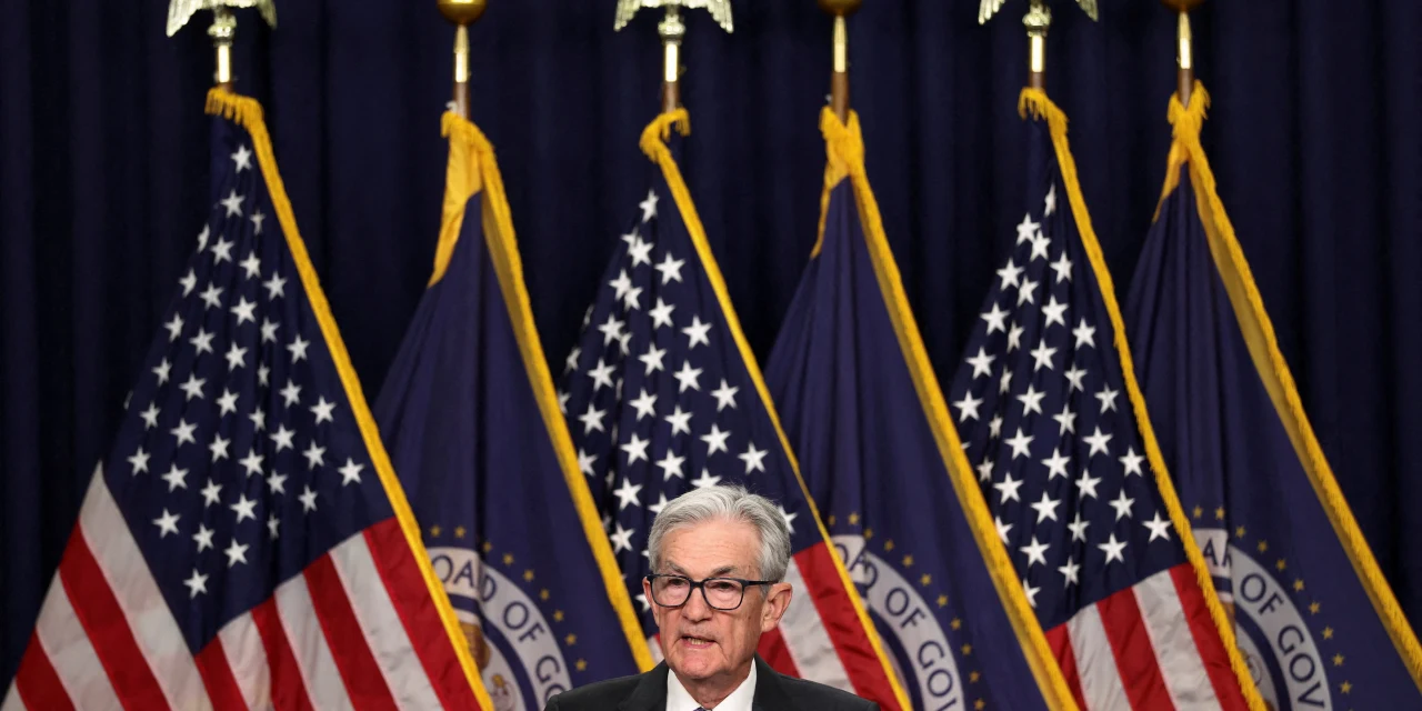 Business Group Voices Alarm at Powell Investigation