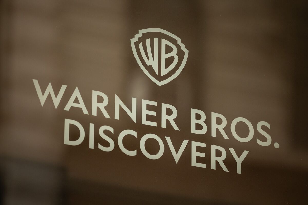 Netflix, Comcast and Paramount Make Their Warner Bids: NY Times