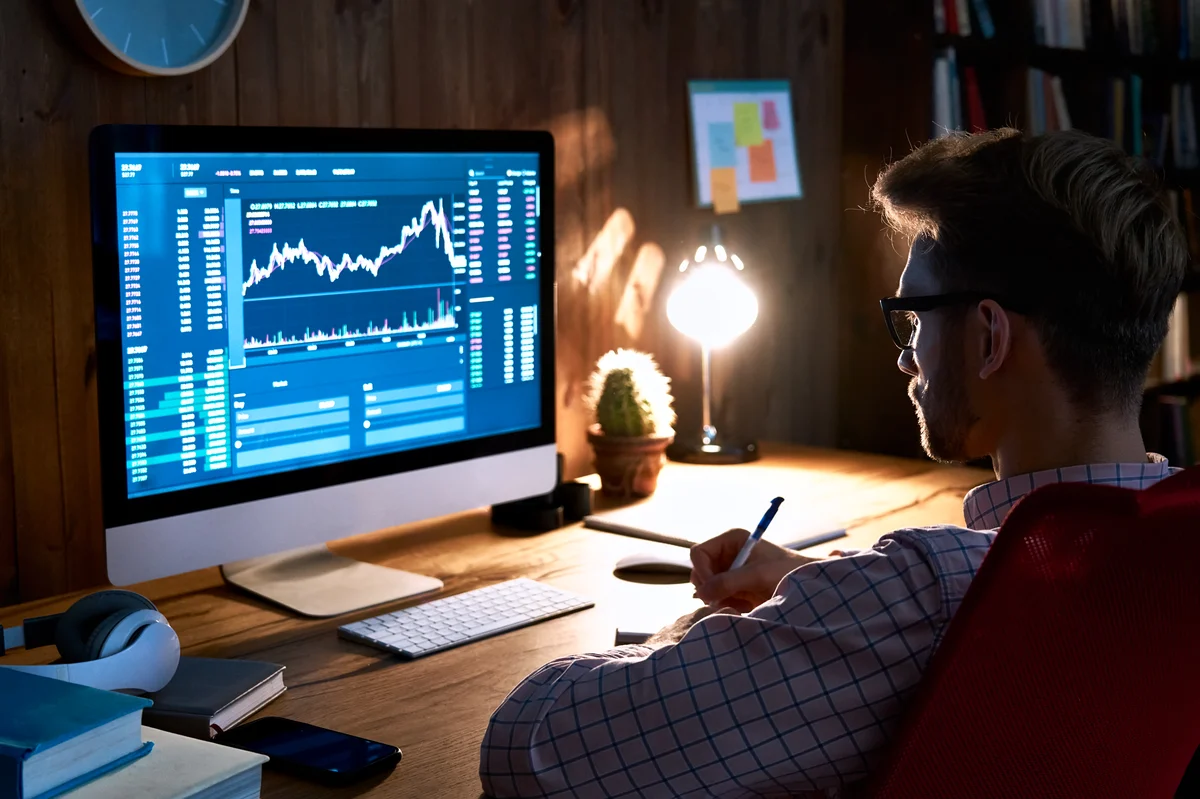 Should You Buy the iShares Semiconductor ETF After Its 25% Plunge? The Answer Might Surprise You.