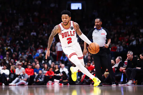 Stocks bounce back powered by tech rebound