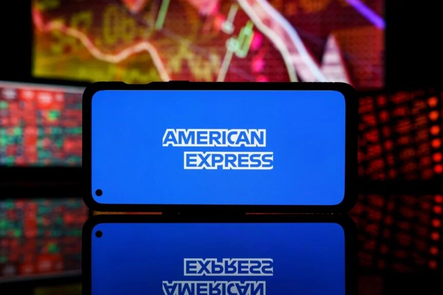 This American Express Analyst Is No Longer Bearish; Here Are Top 5 Upgrades For Friday