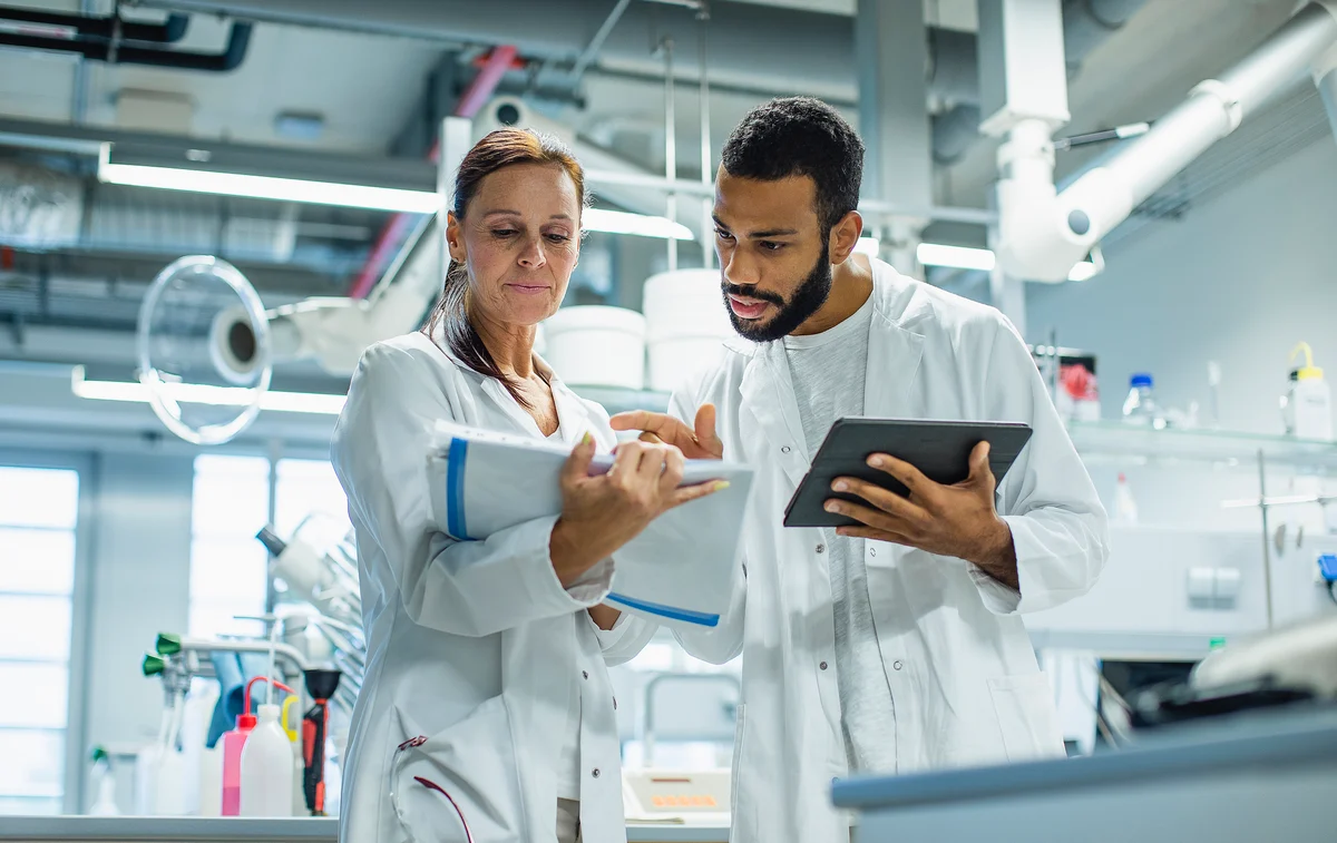 Why This Mid-Cap Biotech Could Be the Dark-Horse Threat to Eli Lilly and Novo Nordisk