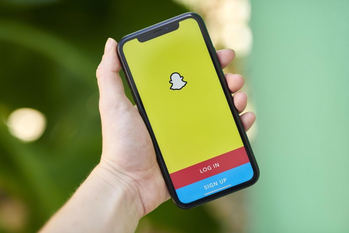 Snap Subscription Service Tops 5 Million Users, Halfway to Goal