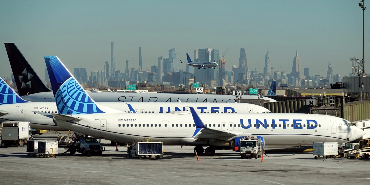 United to Add Over 250 Planes in Next Two Years as Part of Premium Push