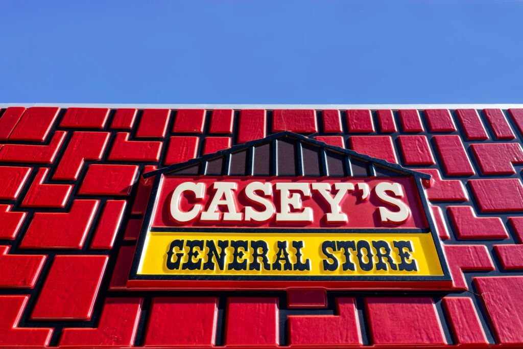 Casey's General Stores Q3 Earnings Beat Fuels Stock's Quality Rank Surge As Stephens Analyst Sees 'Momentum Across The Board'