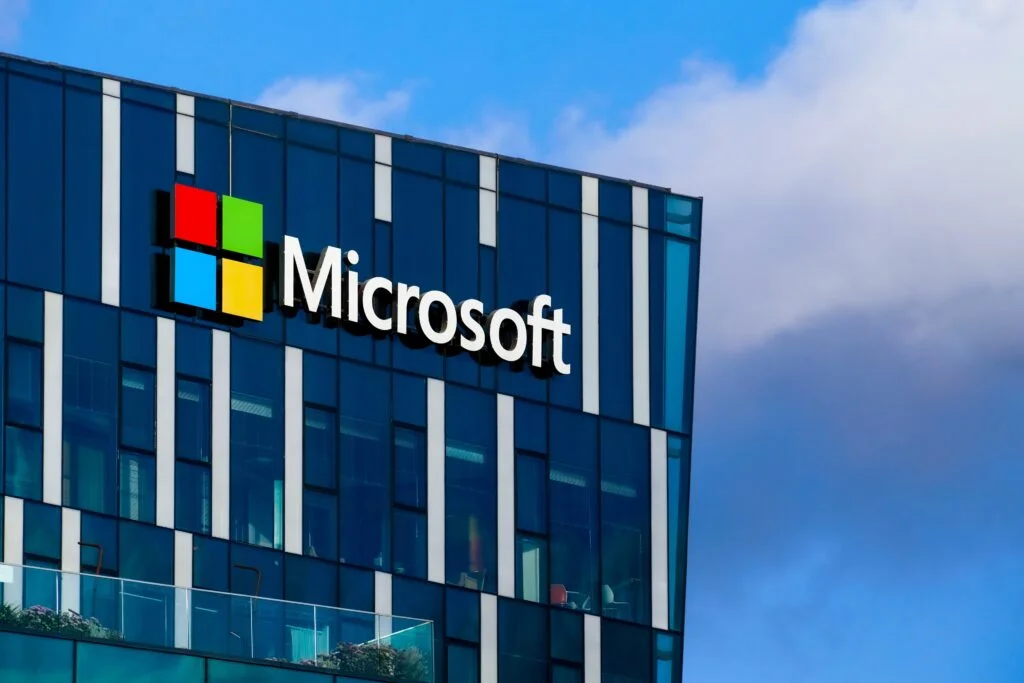 Microsoft, Toast, Charles Schwab And A Big Bank On CNBC's 'Final Trades'