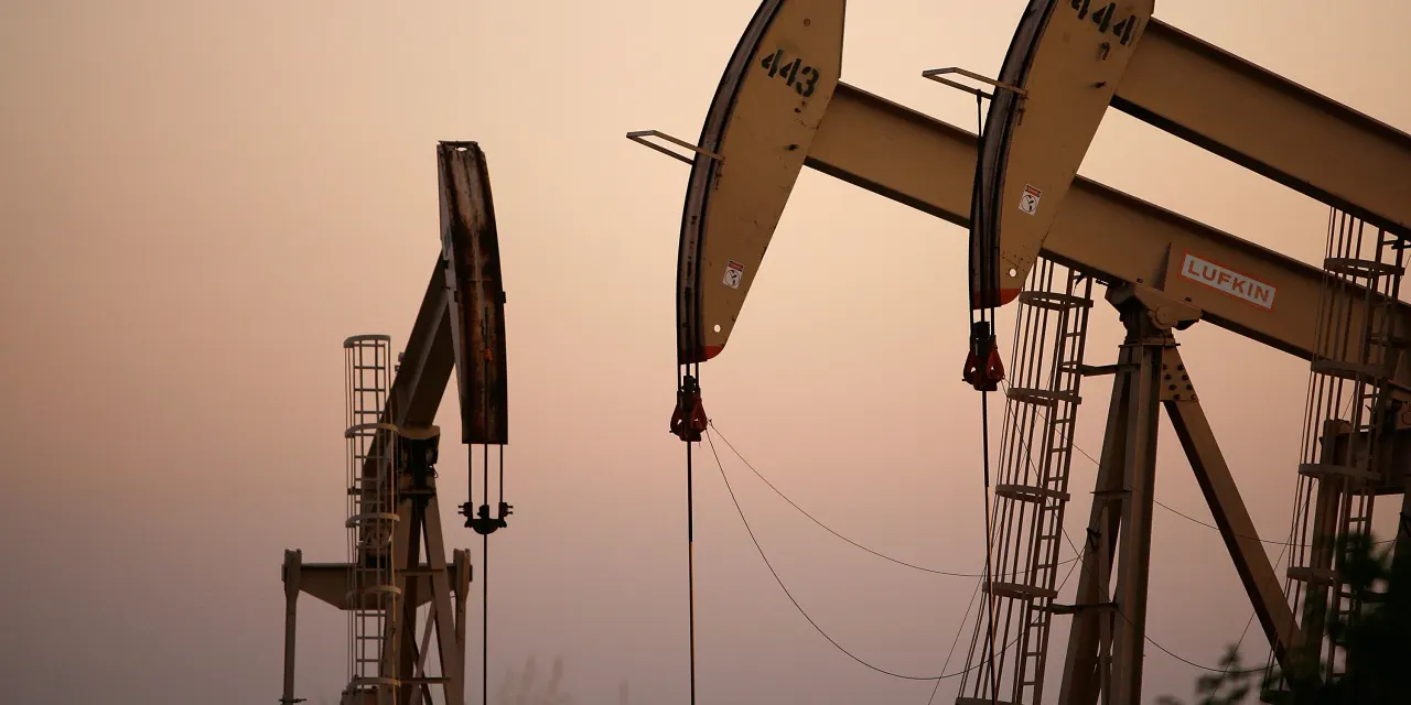 This oil-services stock stays red hot, with help from the biggest profit beat in 3 years