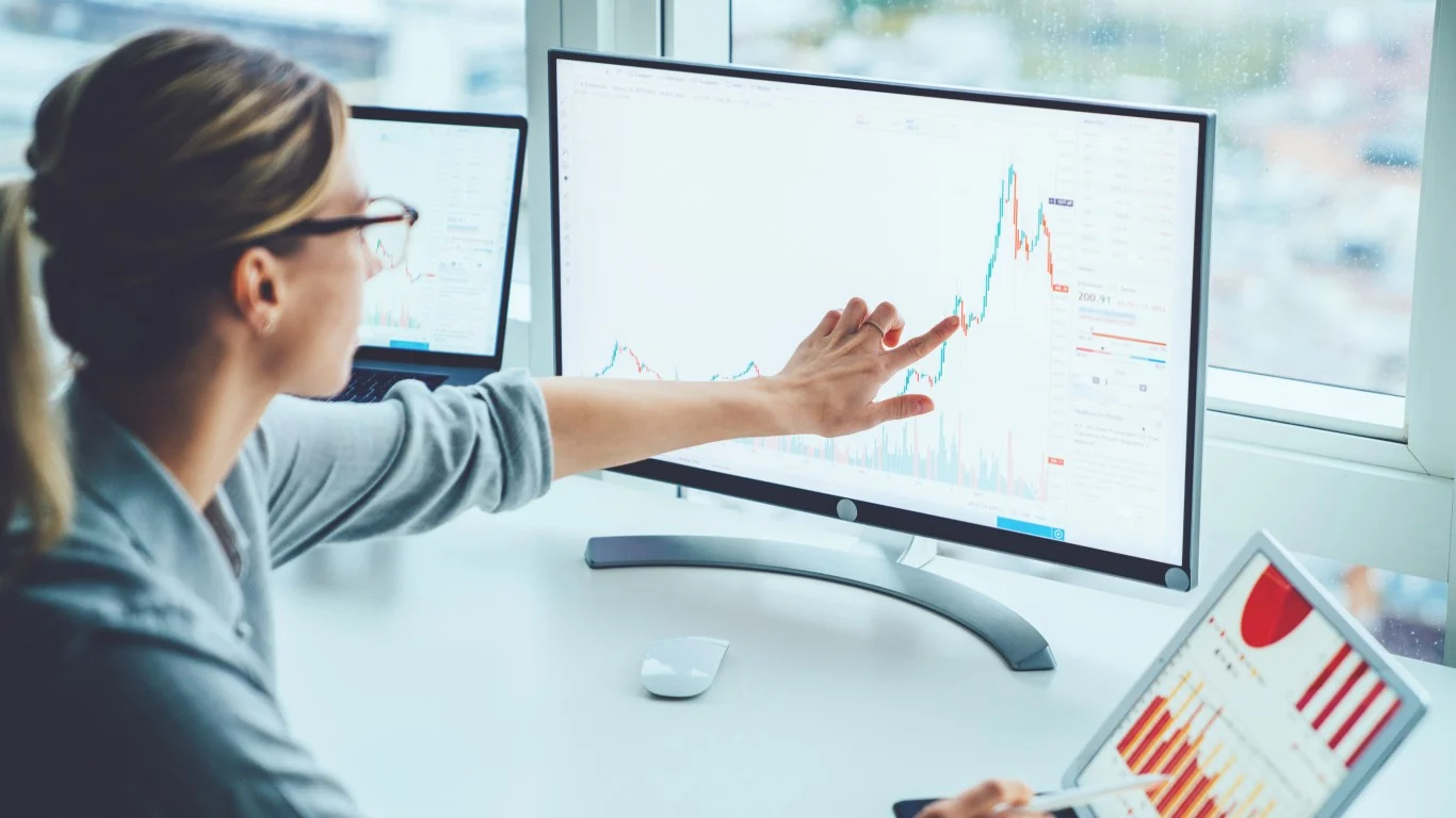 Analysts Push Back on SaaSpocalypse: Is ServiceNow a Screaming Buy?