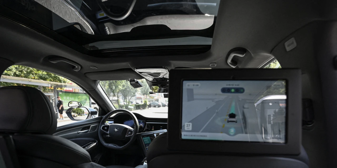 Uber, Lyft Tie Up With Baidu for U.K. Robotaxi Tests Next Year