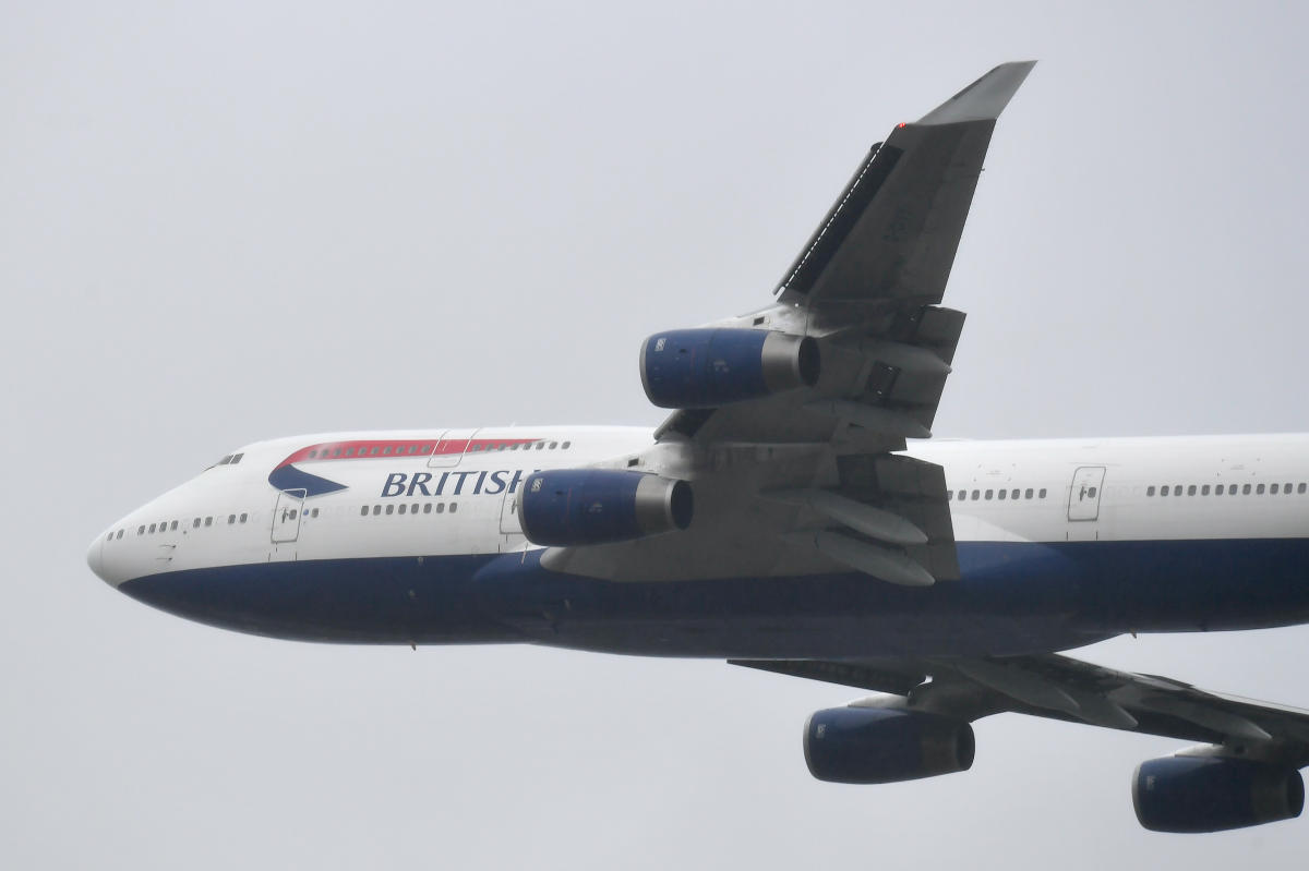 Boeing's last 747 jumbo jet leaves factory after 50-year run - Yahoo Finance