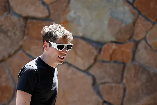 SoftBank becomes OpenAI’s biggest backer after fully funding $40 billion investment