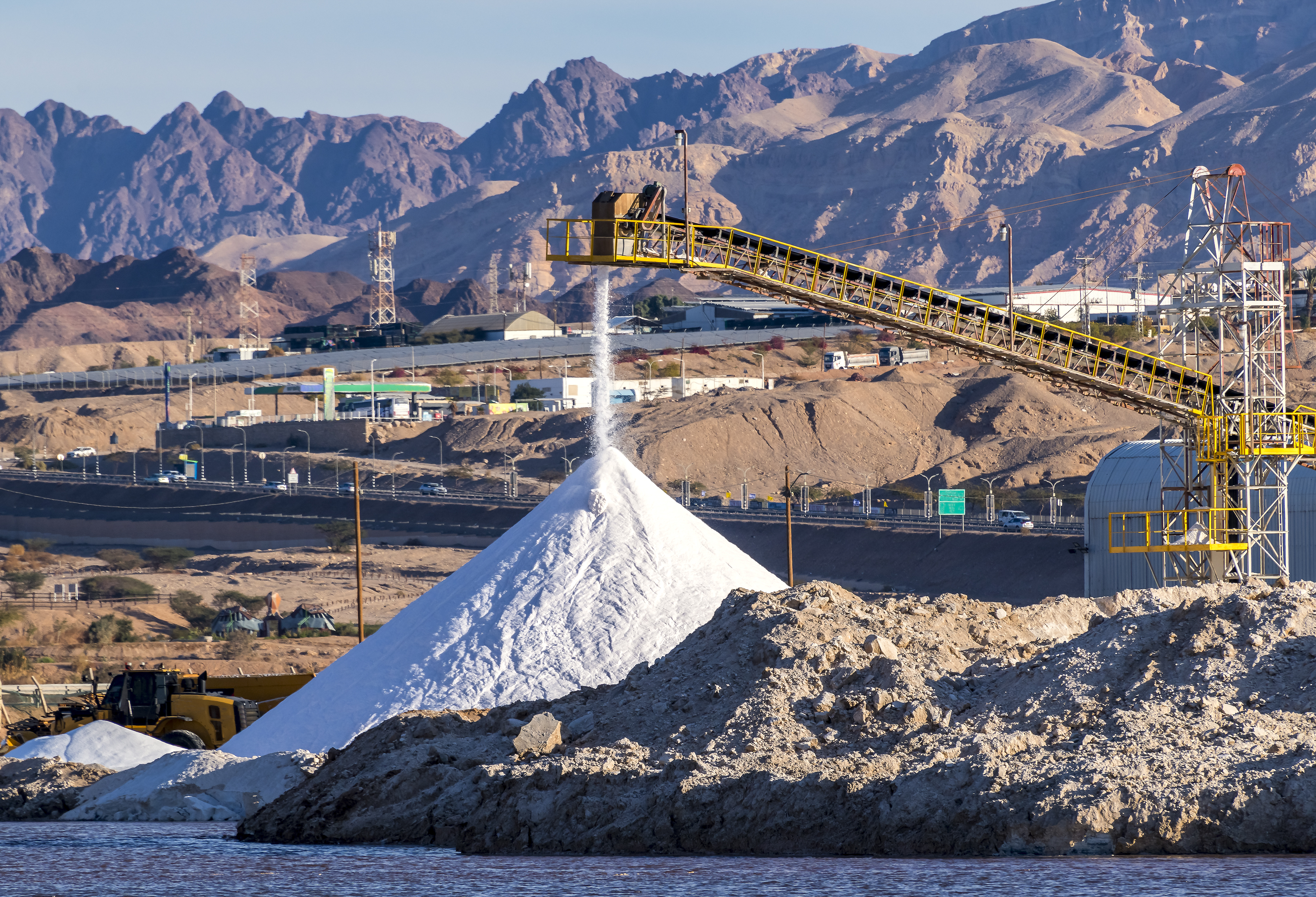 Stock Market Today: Denison Mines Pulls Back After Recent Advances
