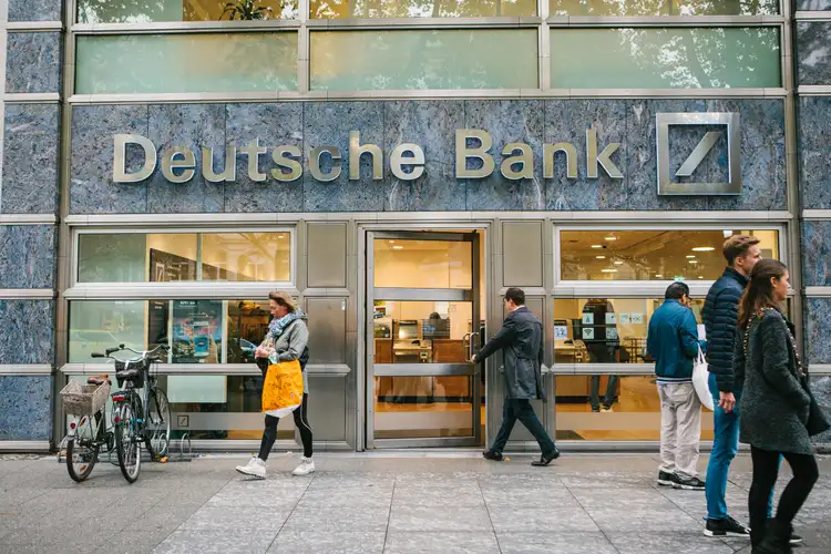 Deutsche Bank explores issuing its own stablecoin - report
