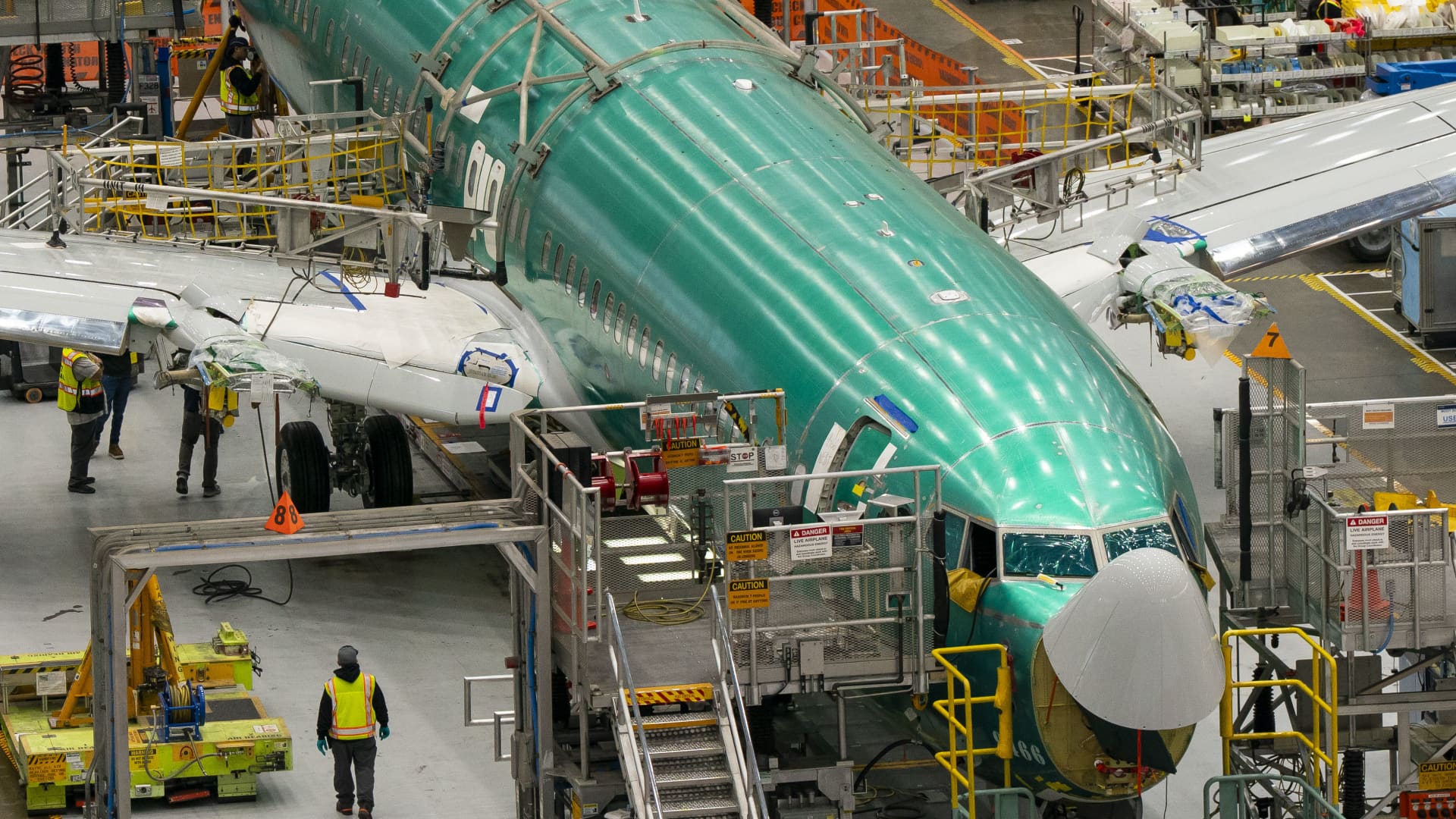 Boeing is set to report earnings before the bell. Here's what Wall Street expects