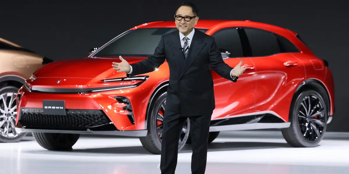 Toyota boss 'did happy dance' when company topped US car sales list - Business Insider