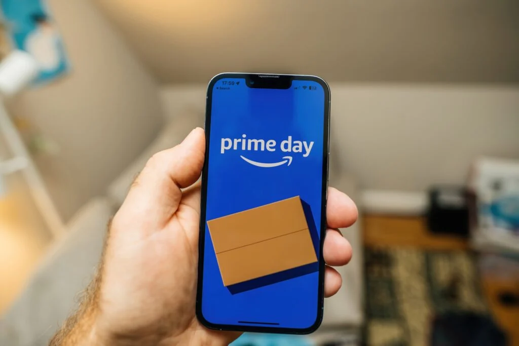 What's Going On With Amazon Stock Today?