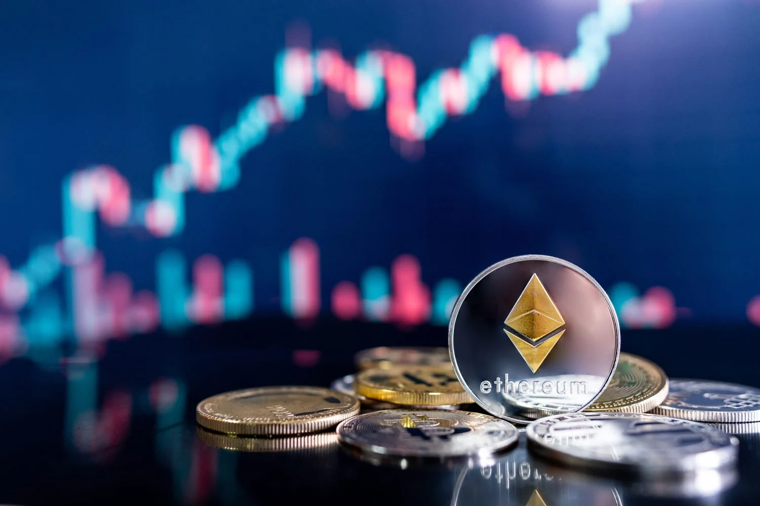 Ethereum vs. Chainlink: Which Will Benefit More From Tokenization?
