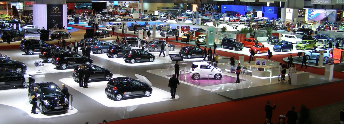 Senior VP & CFO Daniel McHenry Sold A Bunch Of Shares In Group 1 Automotive