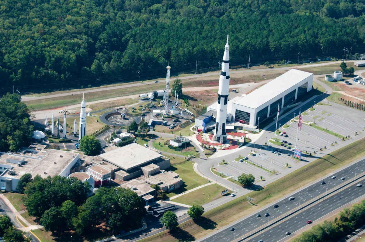 Rocket Lab Delays Neutron Again. Is the Stock in Trouble?