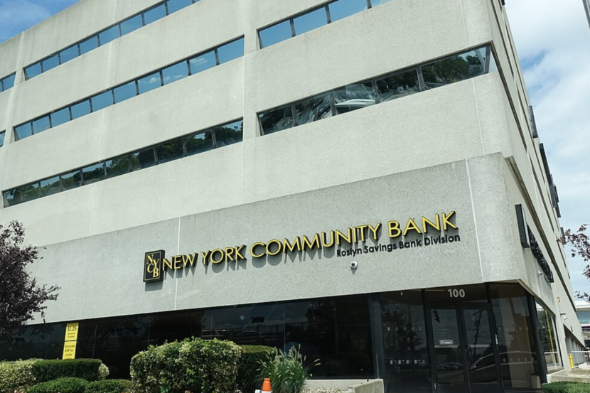 Why Is New York Community Bancorp Stock Higher Premarket Wednesday? - JPMorgan Chase, SPDR S&P - Benzinga