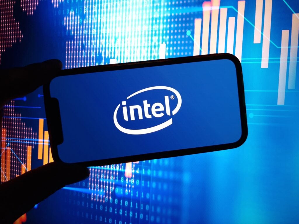 Intel’s AI Boom Raked in $2.5 Billion—Then Its Foundry Lost 84% of It