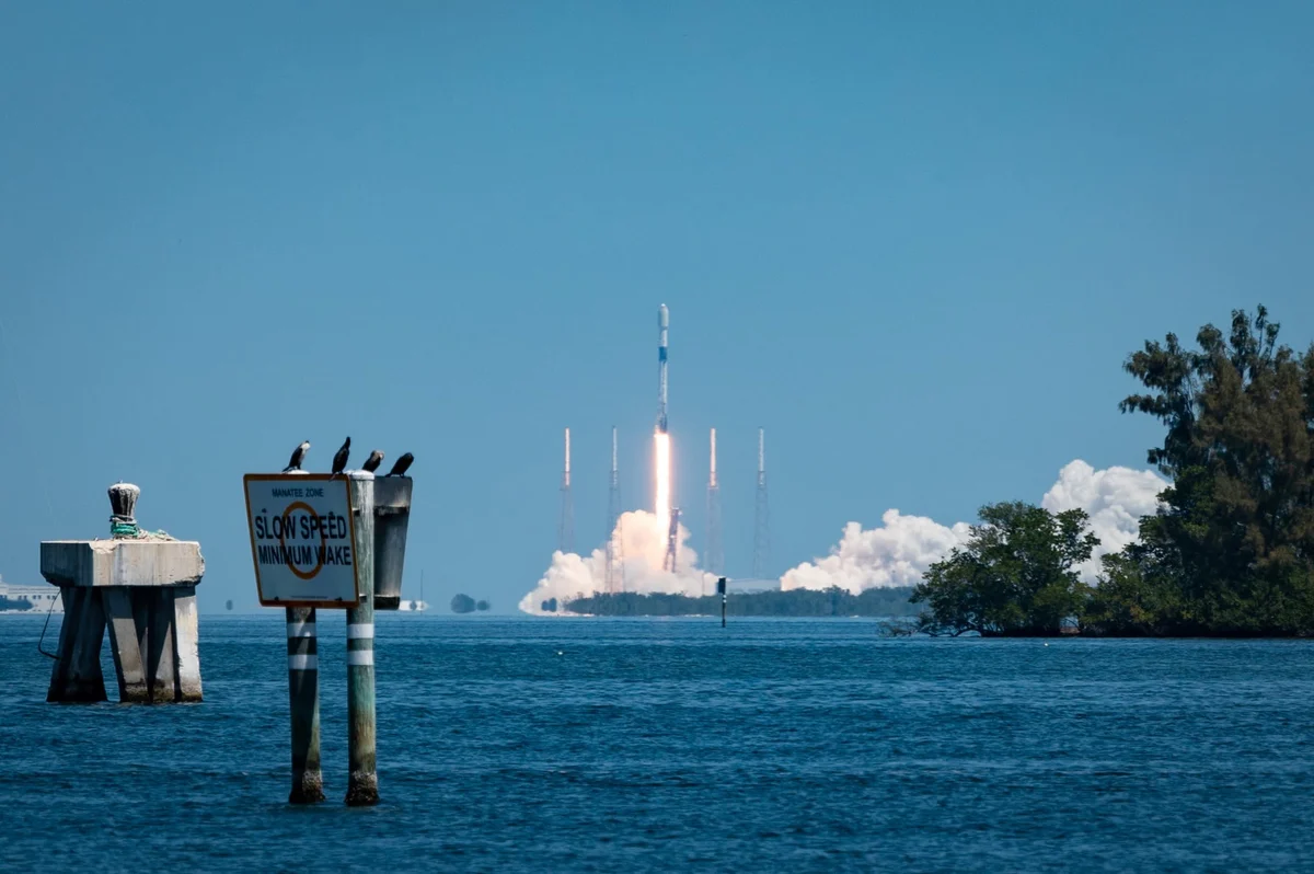 Is QQQ Worth Buying Now That SpaceX Has Joined the Nasdaq-100? Here's My Honest Take.