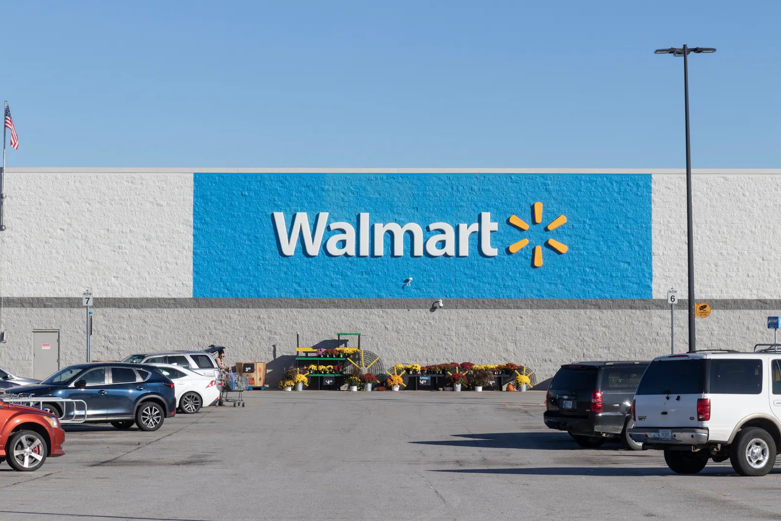 Walmart is still king of Retail America as Target sales continue to slide