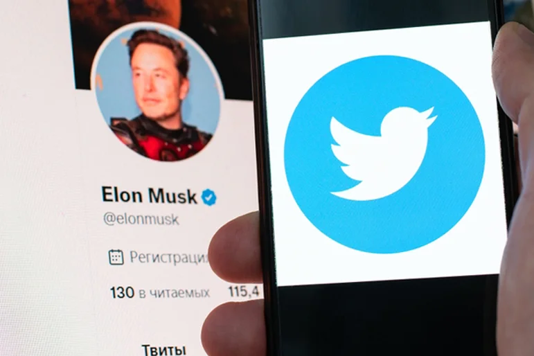Advantage Elon Musk? Bankers Reportedly In Talks To Replace High-Interest Twitter Debt With Tesla Margin Loans