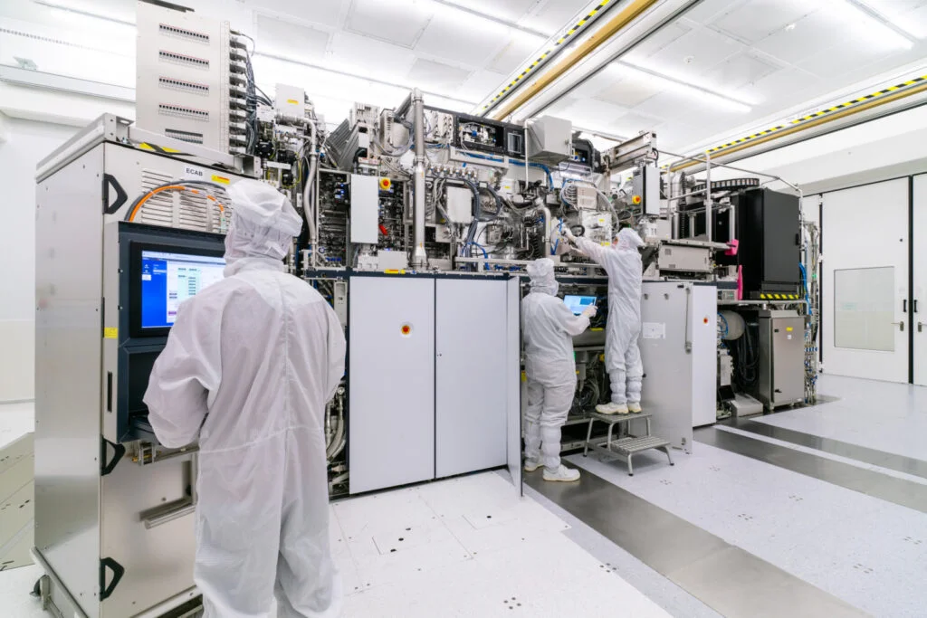 Taiwan Semi Boosts Advanced Chipmaking with Record EUV Expansion, Grabs 56% Global Share