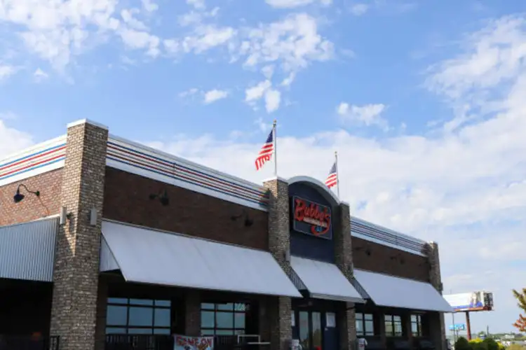 Texas Roadhouse might have a secret weapon with its Bubba's 33 chain