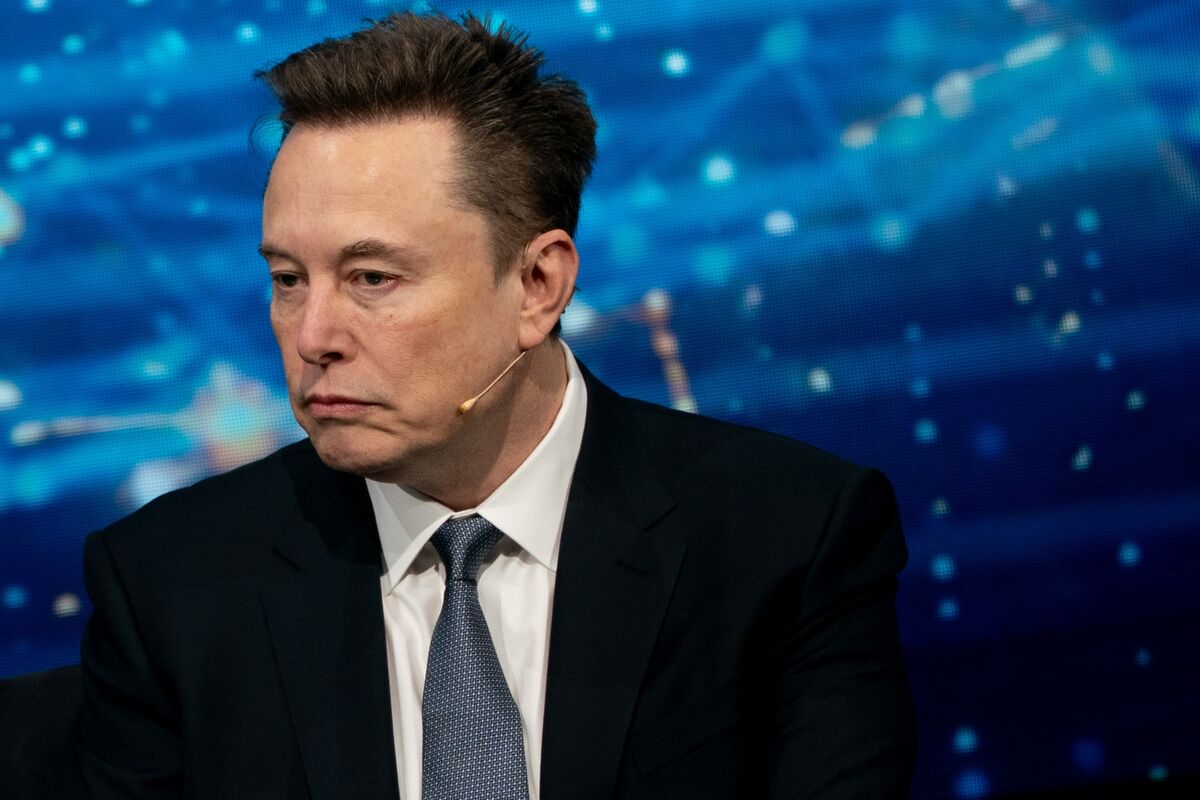 Musk’s Fortune Would More Than Double on $1.5 Trillion SpaceX