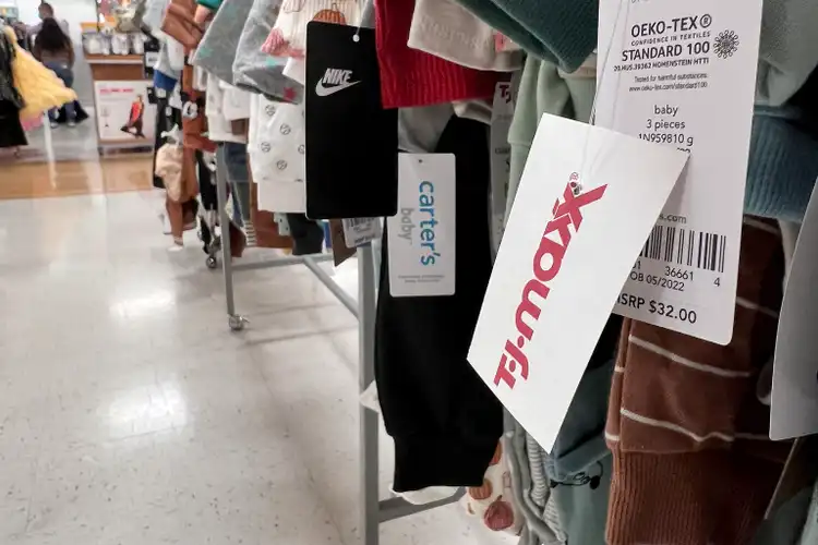 TJX shares retreat in sympathy with retail sector as conservative outlook overshadows Q3 results