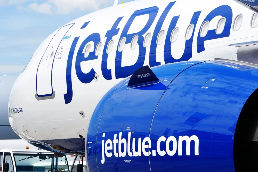 JetBlue Airways CEO Vows Profit Turnaround Despite Wider Loss, Stock Falls