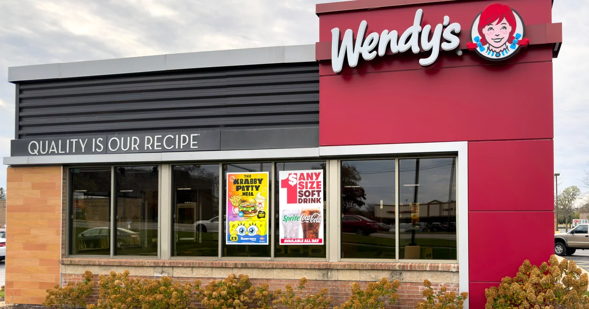 Wendy's to close hundreds of U.S. stores as low-income consumers cut back