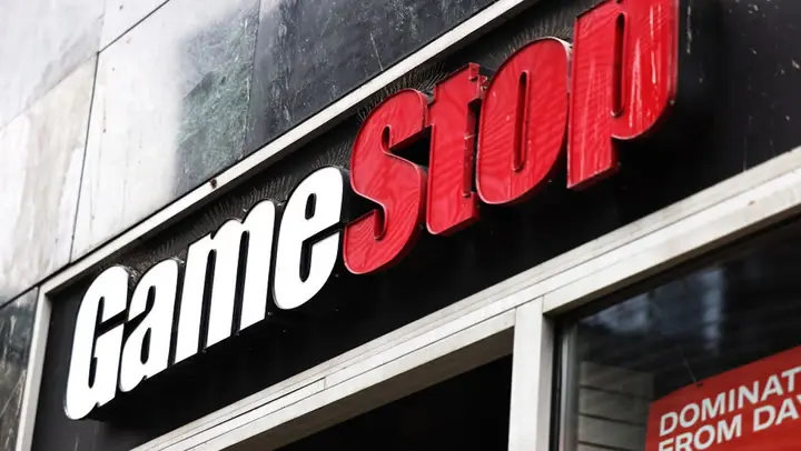 GameStop Urged to Convert Its $5B Cash Into Bitcoin by Strive's CEO Matt Cole