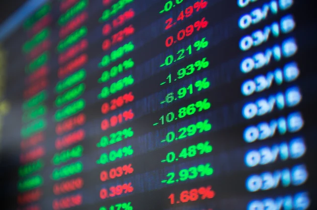 SOXX extends losing streak to eight sessions as AI trade faces pressure