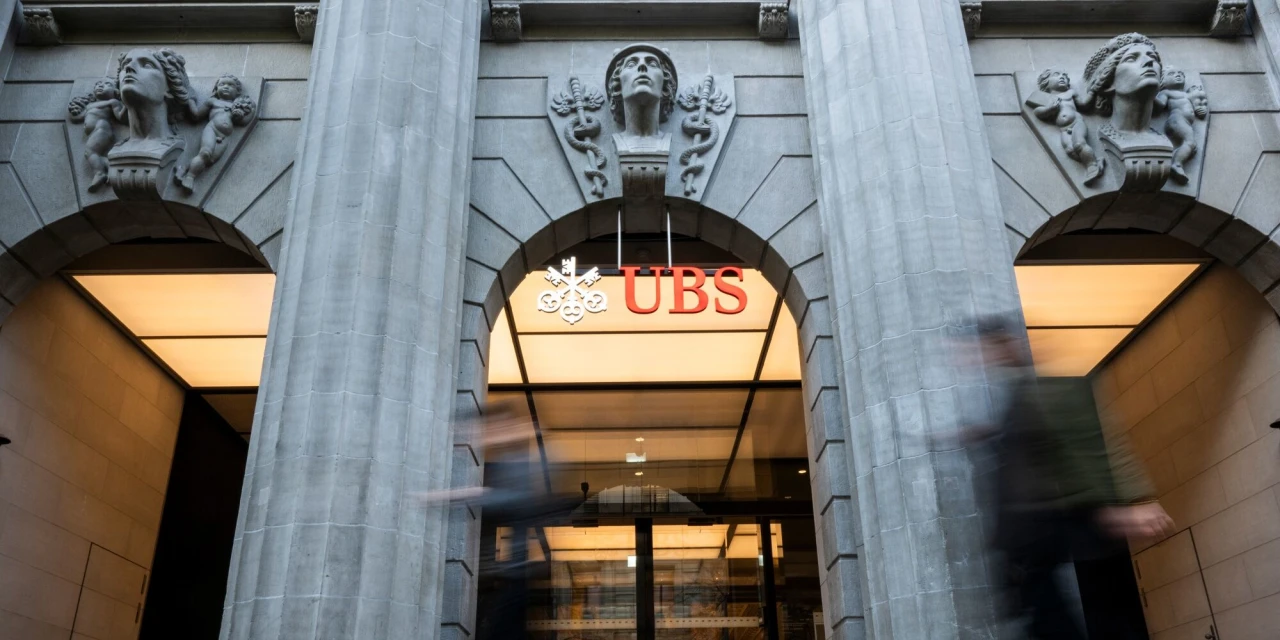 UBS Shares Hit Multiyear High on Proposed Capital Rules in Switzerland