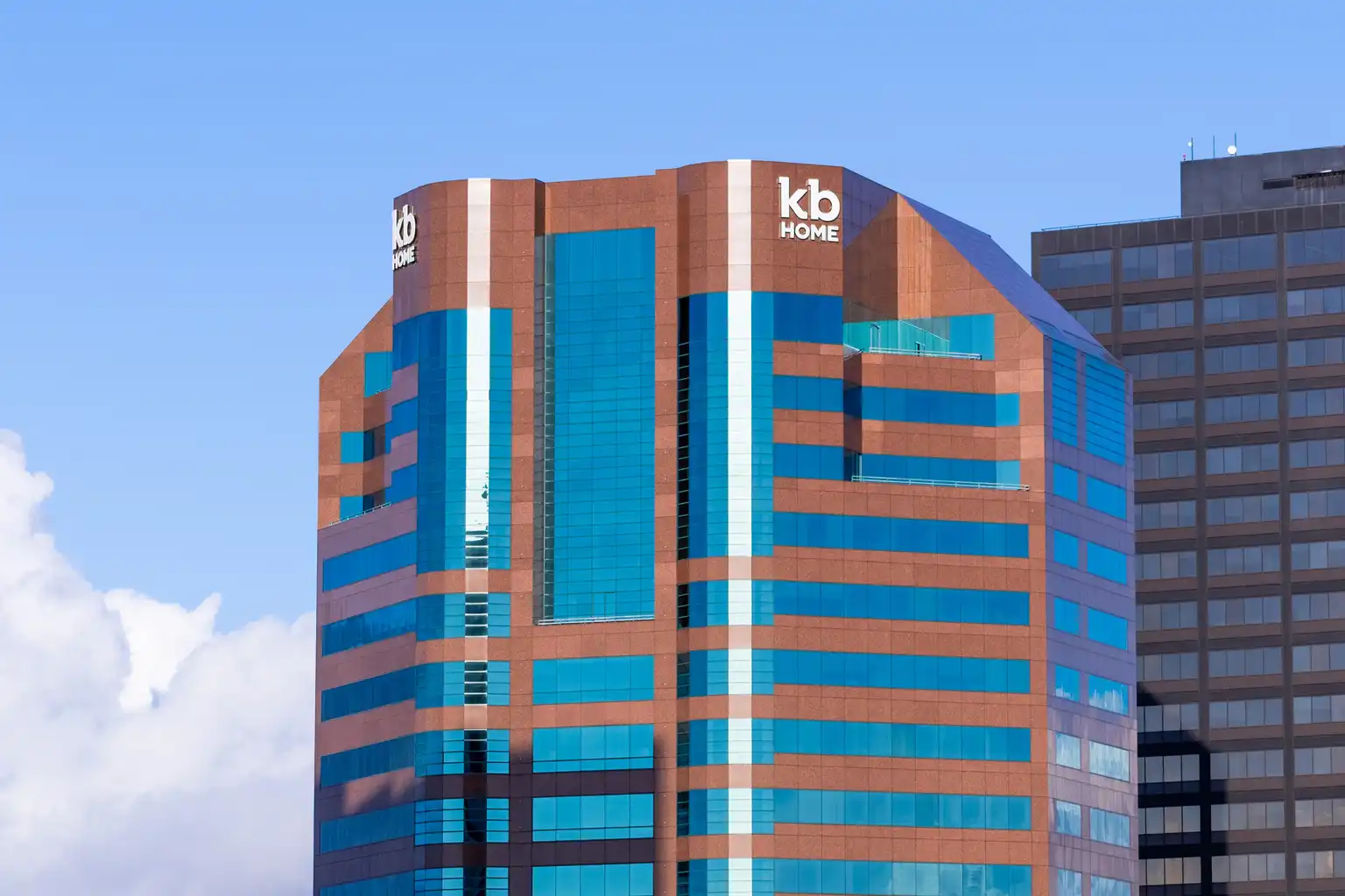 KB Home: Getting Attractive But Rates Are A Risk - Seeking Alpha