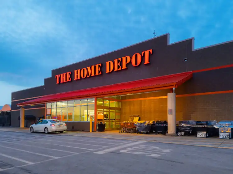 Home Depot declines for seven straight sessions - Seeking Alpha