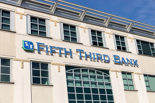 Fifth Third Bank maintains cautious approach to software and data center lending