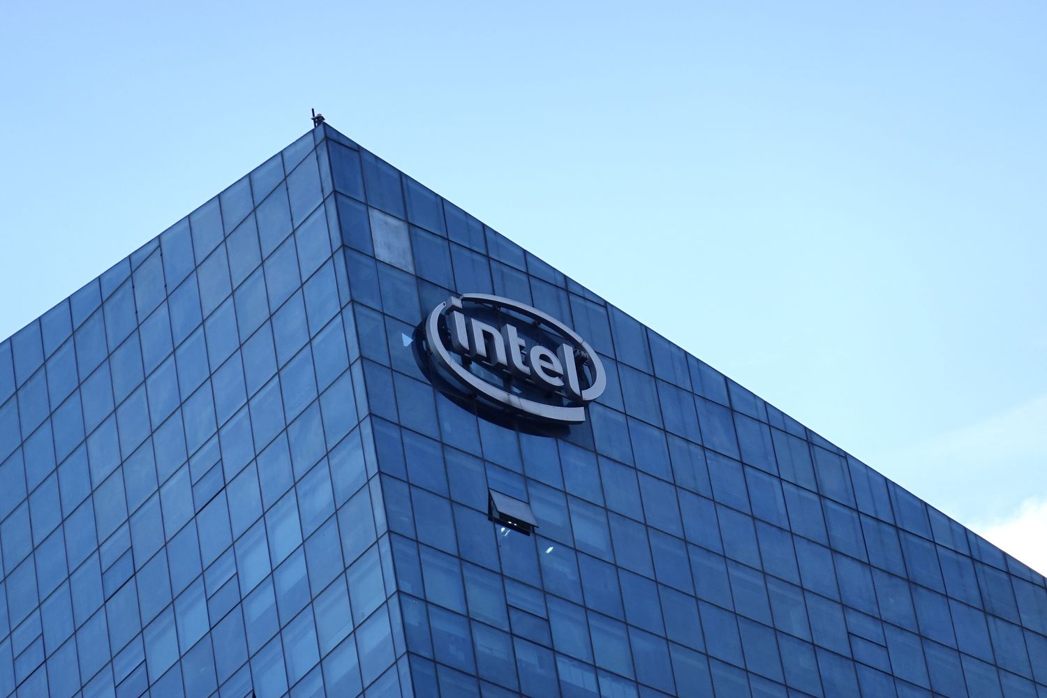 Top Stock Movers Now: Intel, AMD, Starbucks, Fair Isaac, and More