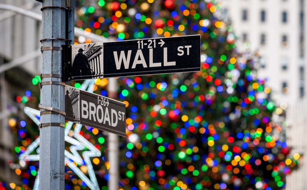 Stock Market Today: S&P 500, Dow Futures Rise As Trump Demands Lower Gas Prices 'Immediately'—Vishay Intertechnology, AeroVironment, Nike In Focus
