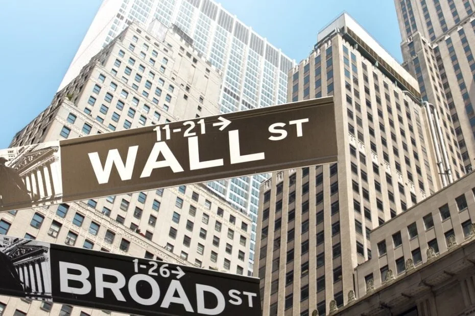 Top 2 Financial Stocks You May Want To Dump This Quarter