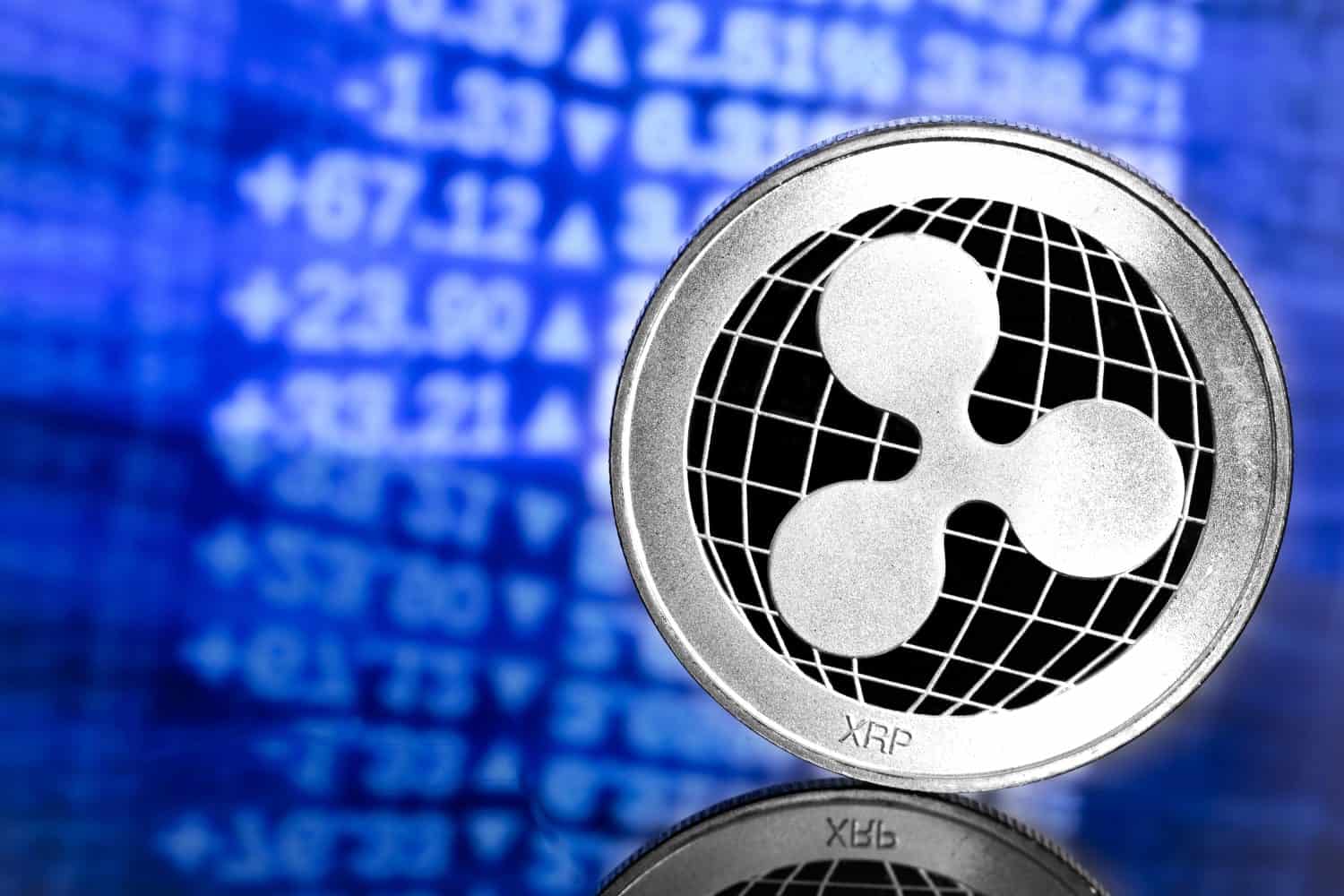Ripple vs Chainlink: Which Bet on Swift Pays Off?