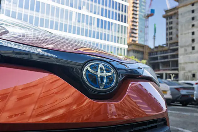 Toyota global sales extend decline in May on China slump