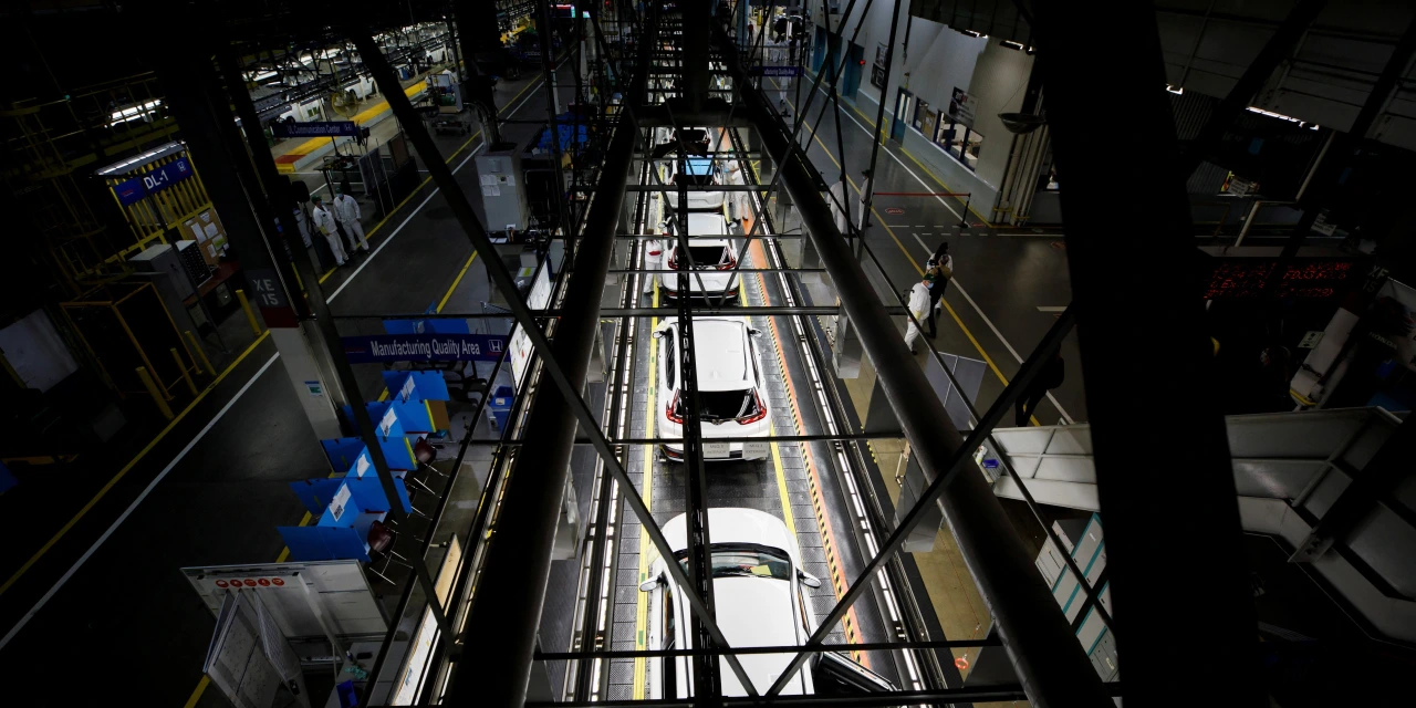 Automaker Production Stoppages Begin Over Semiconductor Shortage